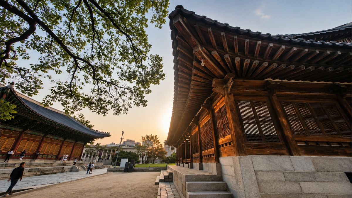 astrology transit timing — Deoksugung Palace at sunset Seoul, same transit different cycle phase