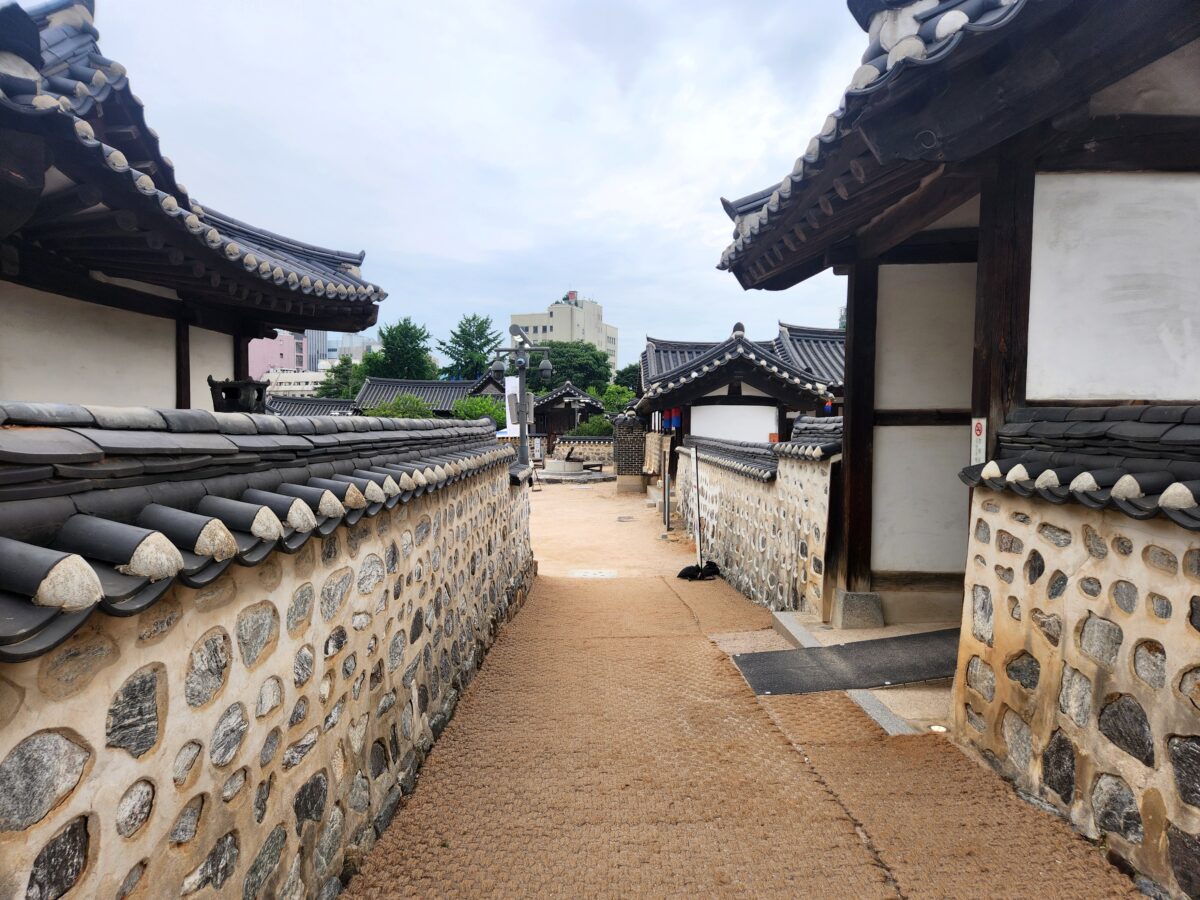 Hanok alley in Korea — two paths, two seasons, one relationship