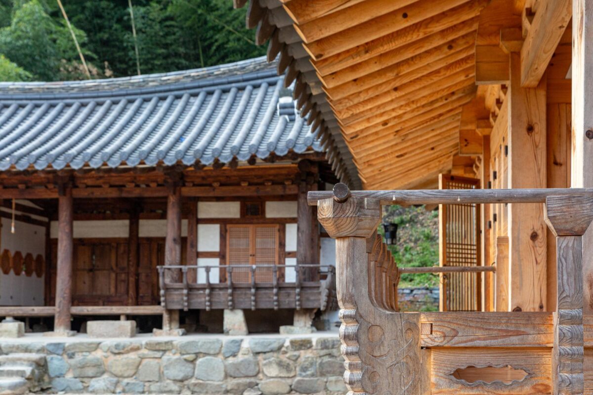 Traditional Korean house reflecting the closed spaces and trapped social structures central to Kim Ki-young cinema.